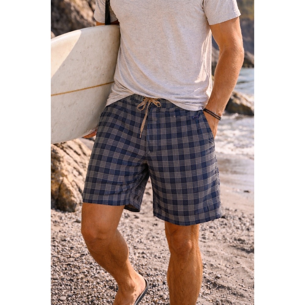 Patagonia Plaid Board Shorts Surf Gorpcore Outdoor Swim Trunks Mens SZ 36